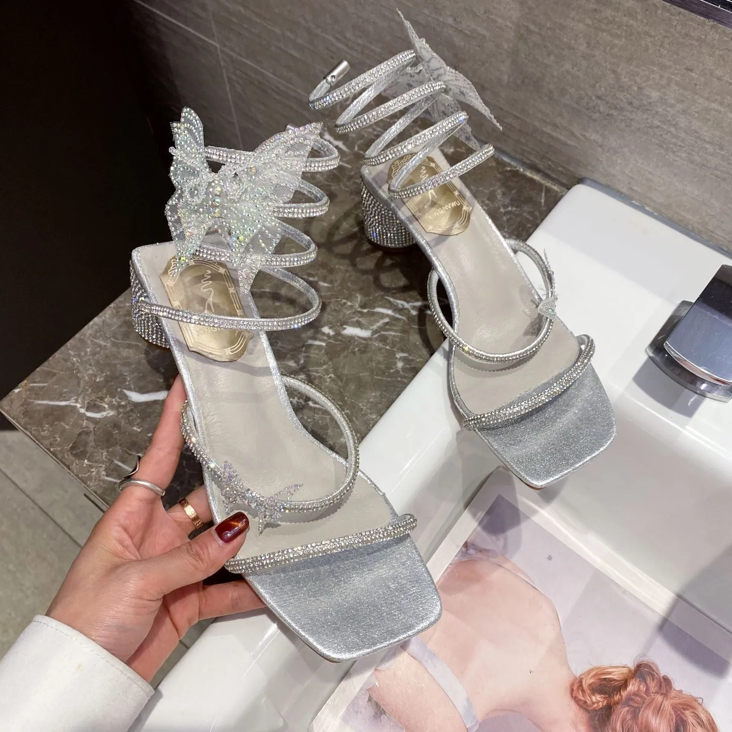 2022 Summer Women's Sandals Fashion Luxury Square Toe Club Rhinestone Snake Wrap High Heel Sandals Birthday Wedding Party Shoes