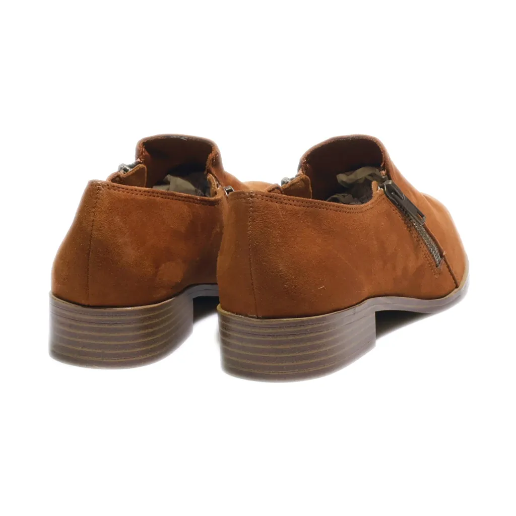 American Eagle Flat Shoes Suede Brown Colour For Women