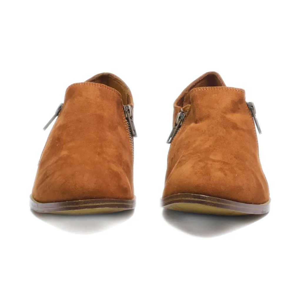 American Eagle Flat Shoes Suede Brown Colour For Women