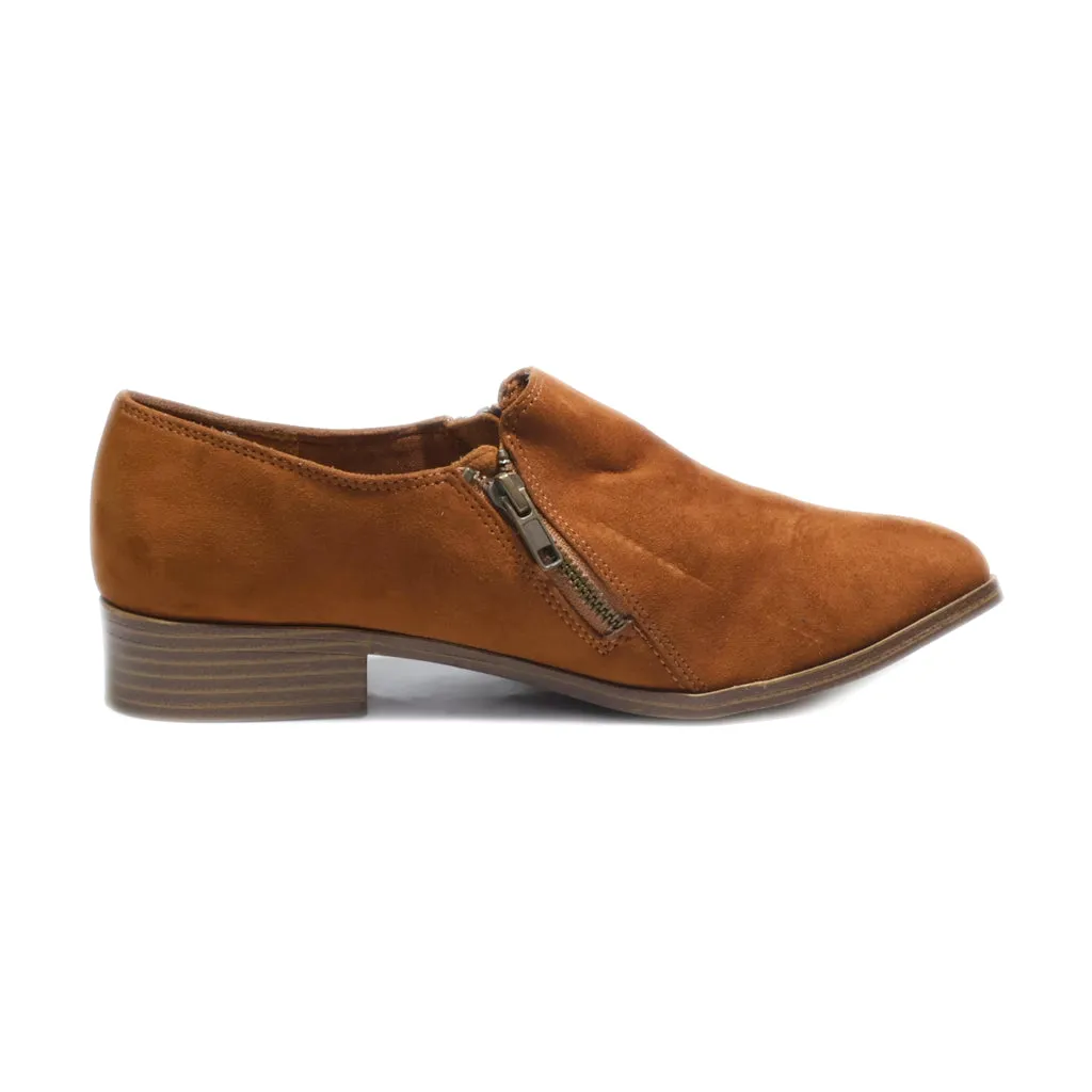 American Eagle Flat Shoes Suede Brown Colour For Women