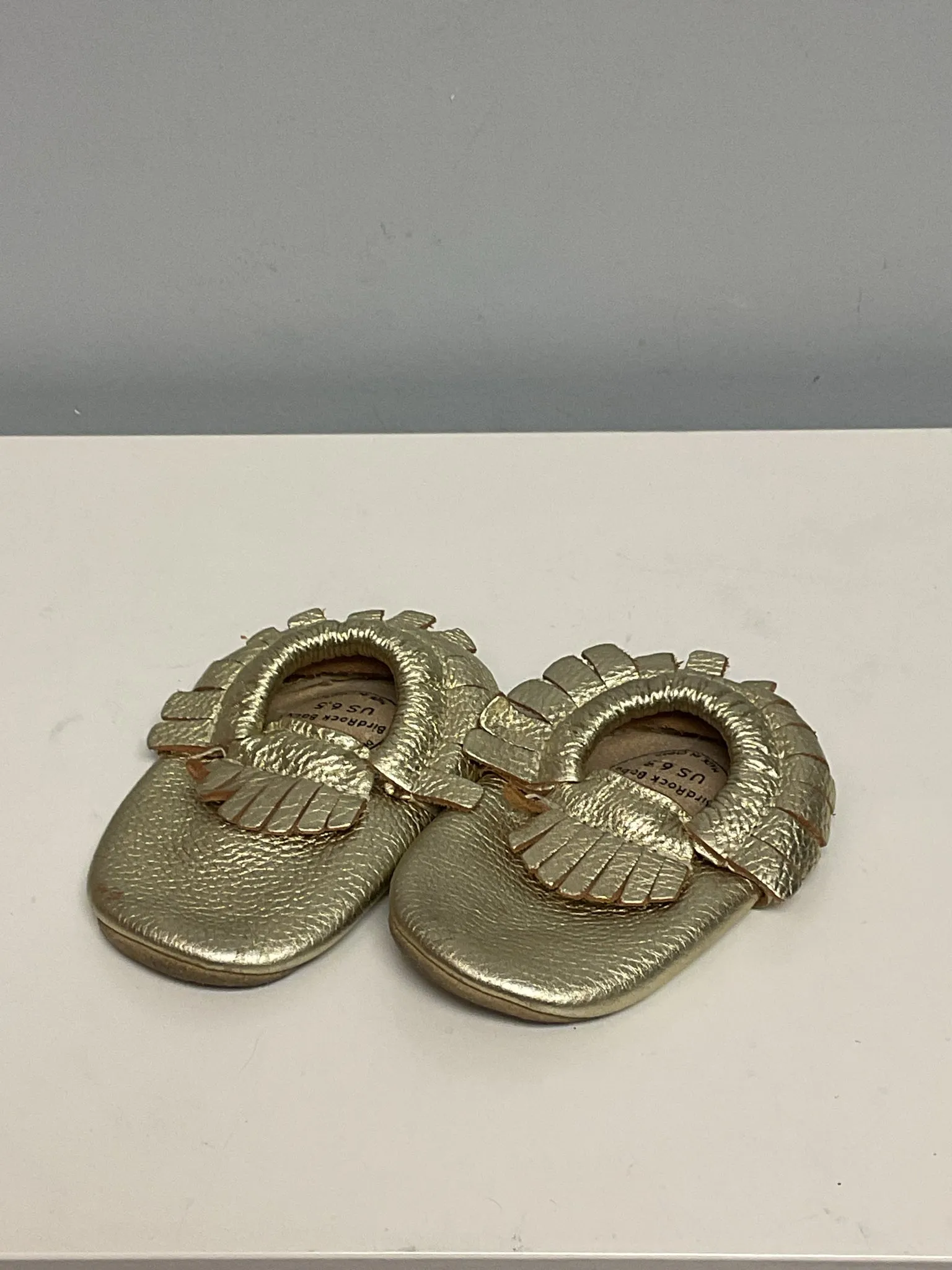Bird Rock Baby Child Shoe Size 6.5 Gold Shoes