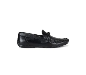 Black Moccasins With Knot Detail