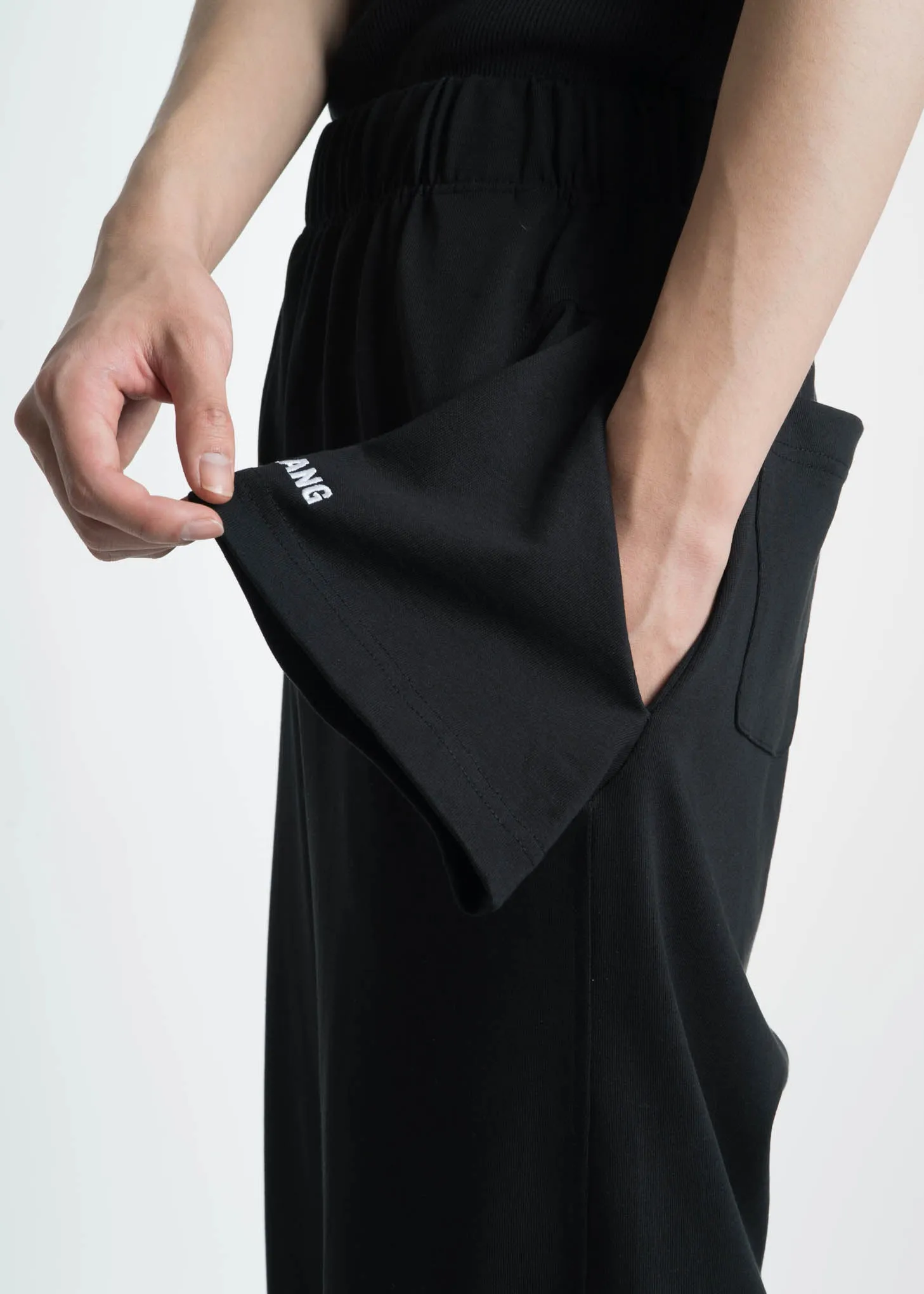 Black T-Shirt Sweatpants
