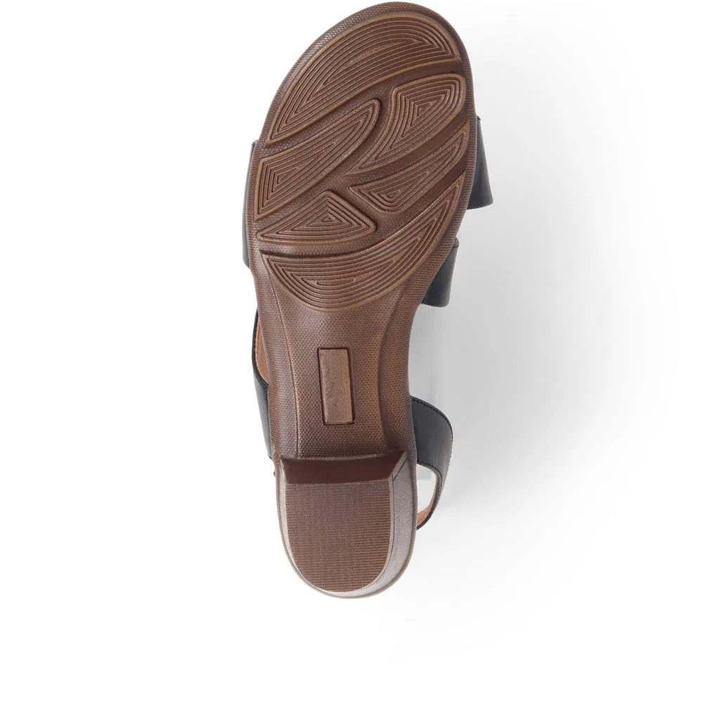 Block Heeled Sandals  - WOIL39005 / 325 057