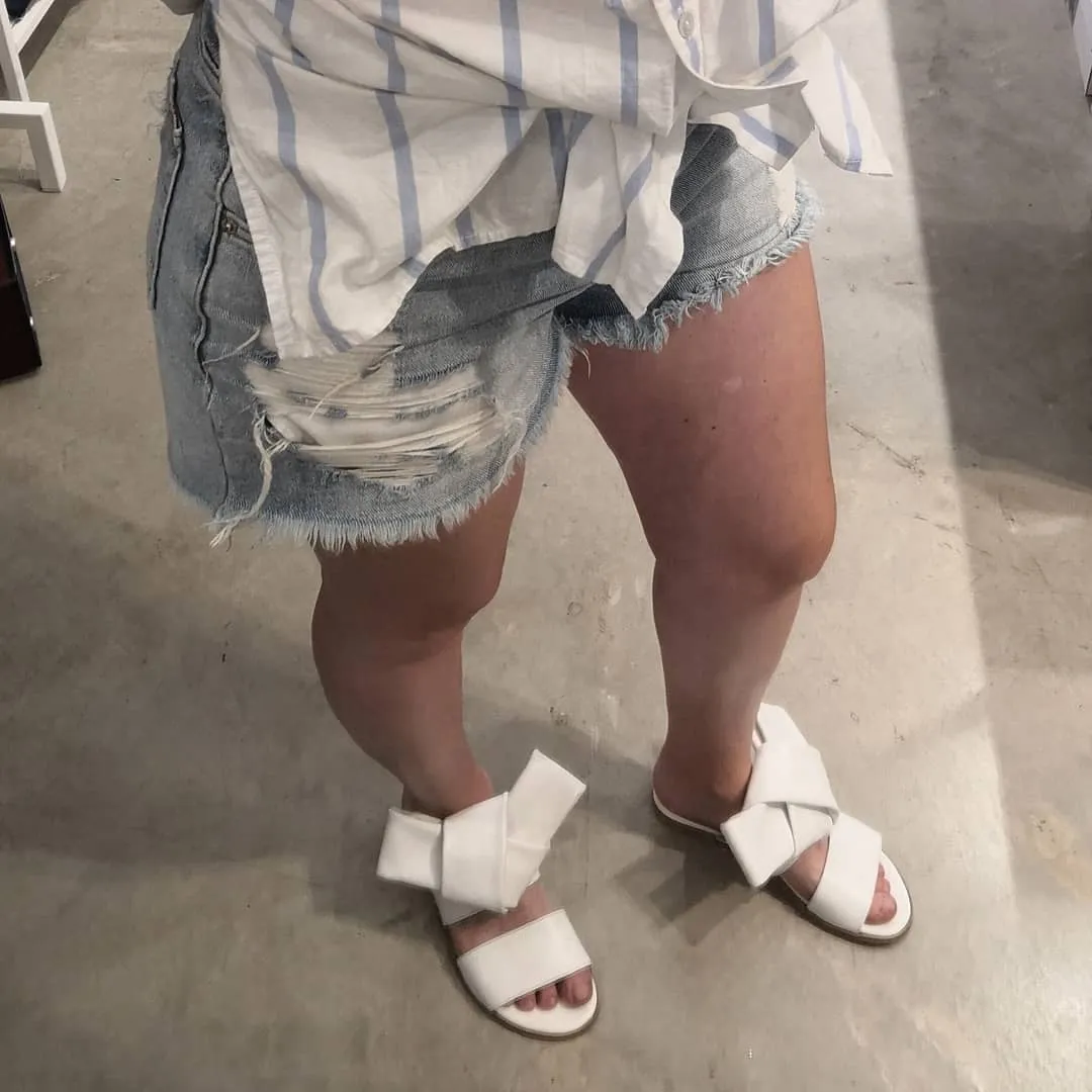 Bow Sandals - White