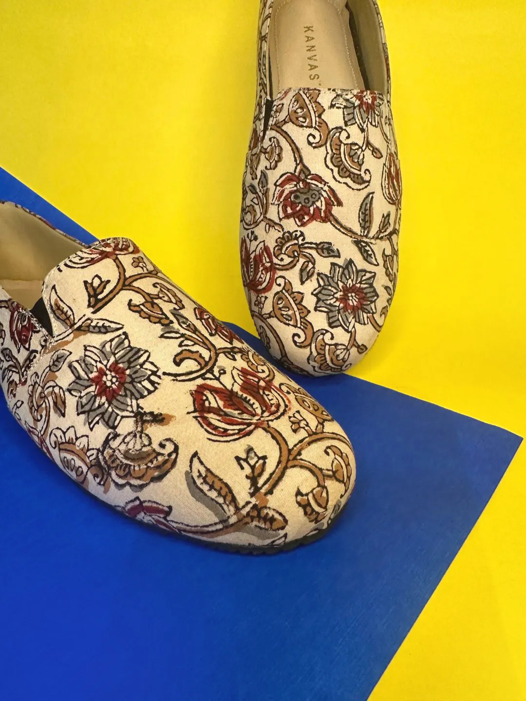 Creme Kalamkari Moccasins