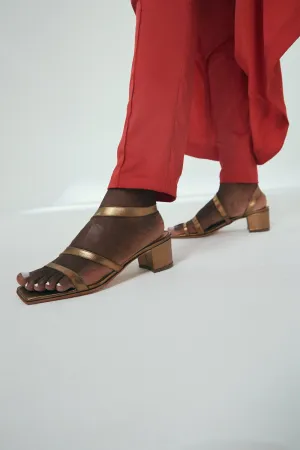Delfina Sandal in Bronze Size 39.5