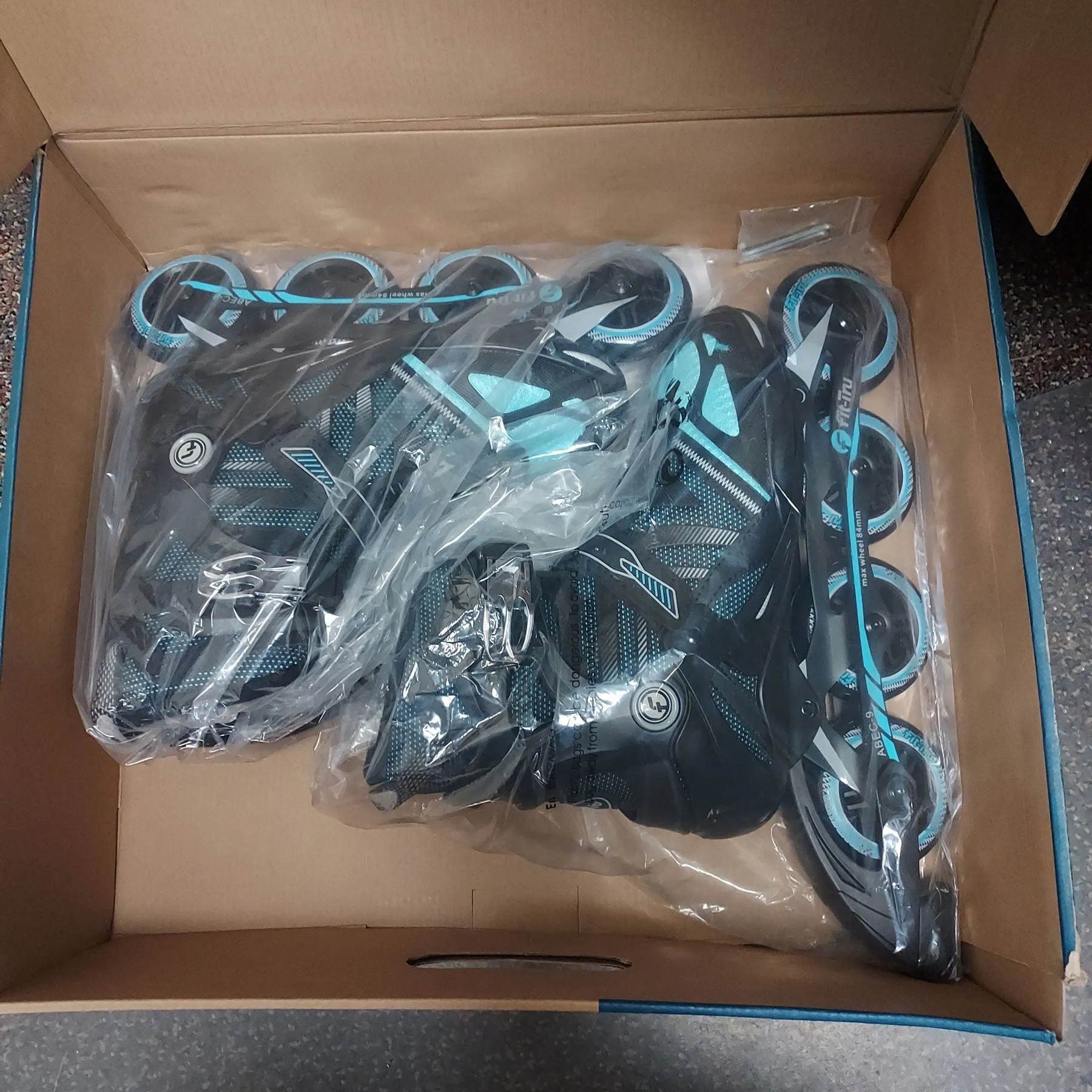 Fit-Tru Cruze 84 Blue Womens Inline Skates - (Size 9 NEW/Open Box)