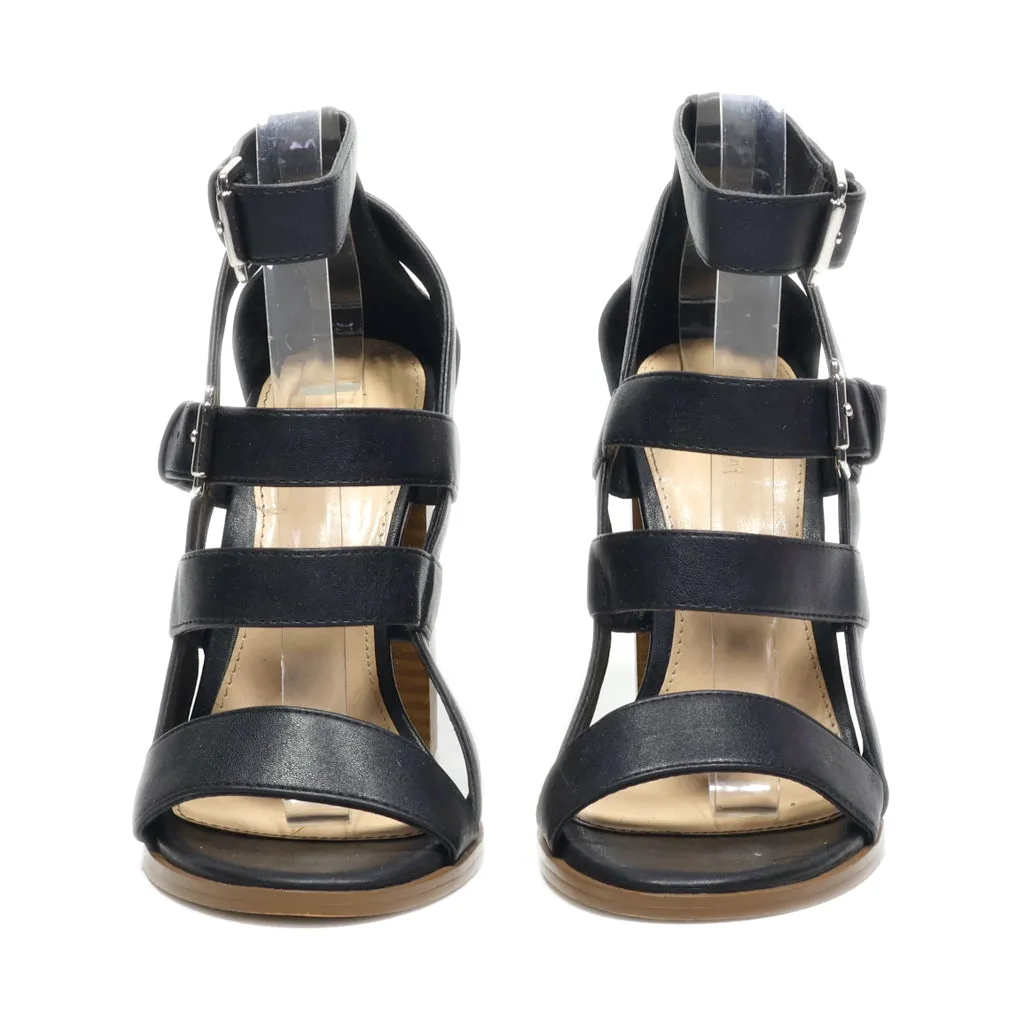 Forever 21 Flat Sandals Leather Black Colour For Women