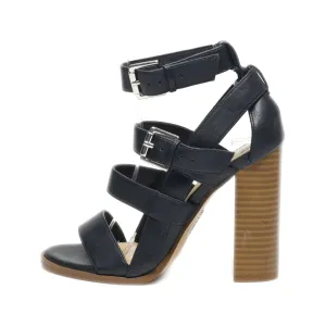 Forever 21 Flat Sandals Leather Black Colour For Women