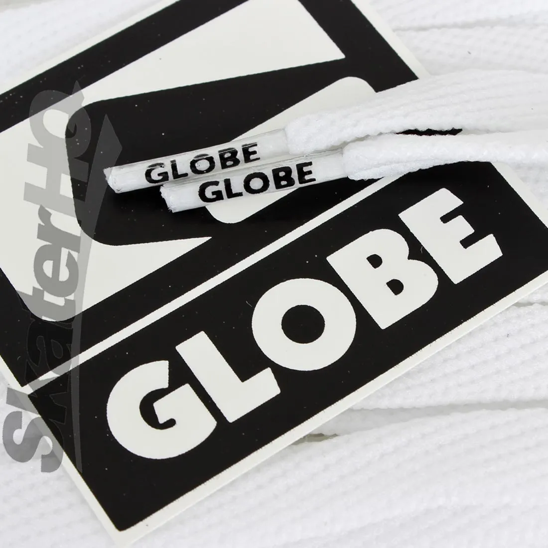 Globe Flat 150cm Laces - White