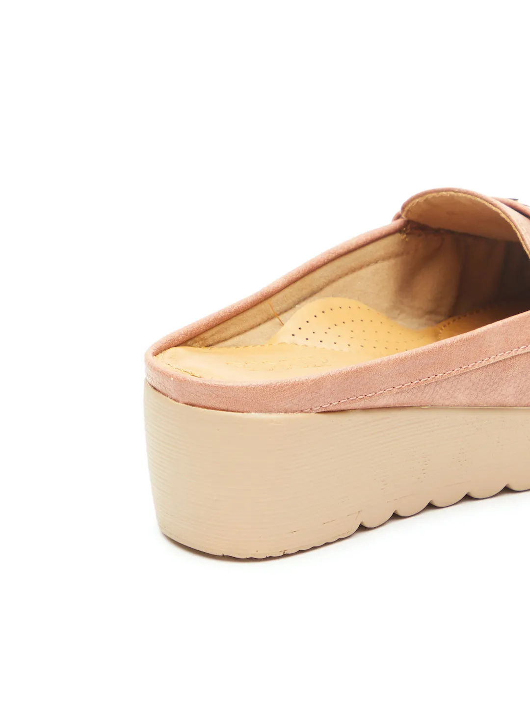 GOSSIP WOMENS PEACH MOCCASINS
