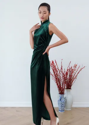 Hellebores Open Back Velvet Qipao (Dark Green)