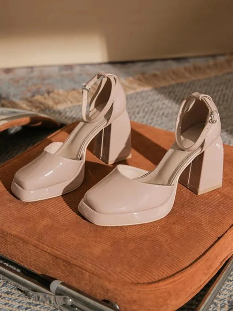 Hnzxzm Nude Heels Women's Sandals New 2024 Summer Waterproof Platform Design Feeling Shoes Female Niche French Head High-heeled Sandals