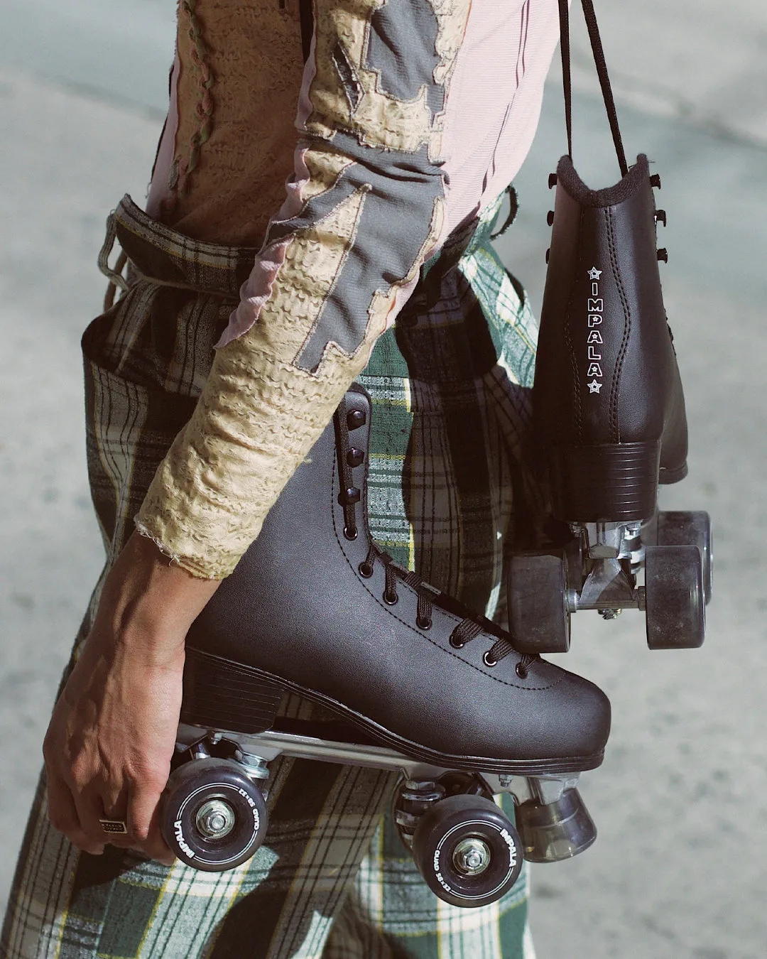 Impala Roller Skates - BLACK