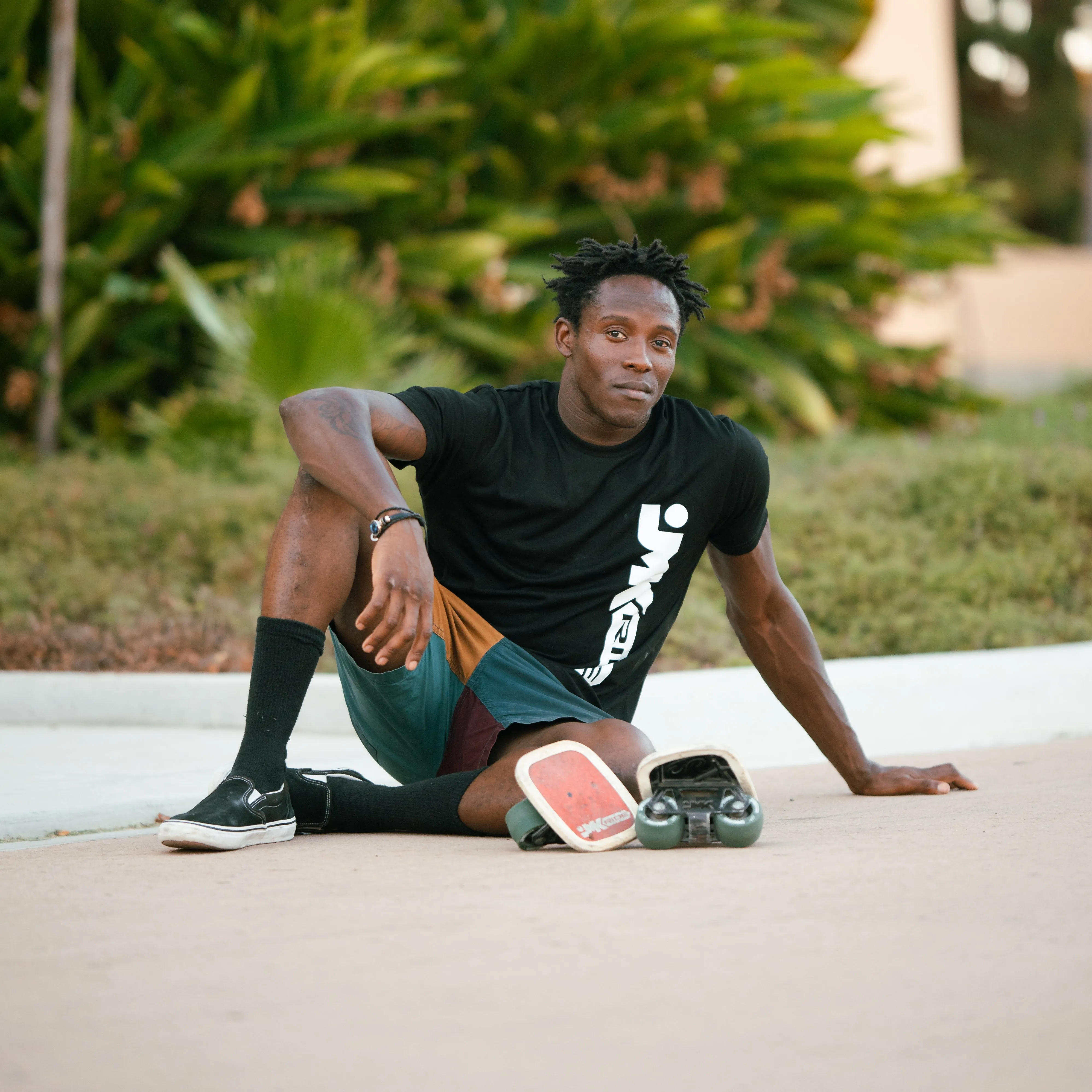 JMKRIDE Premium T - Vertical Black