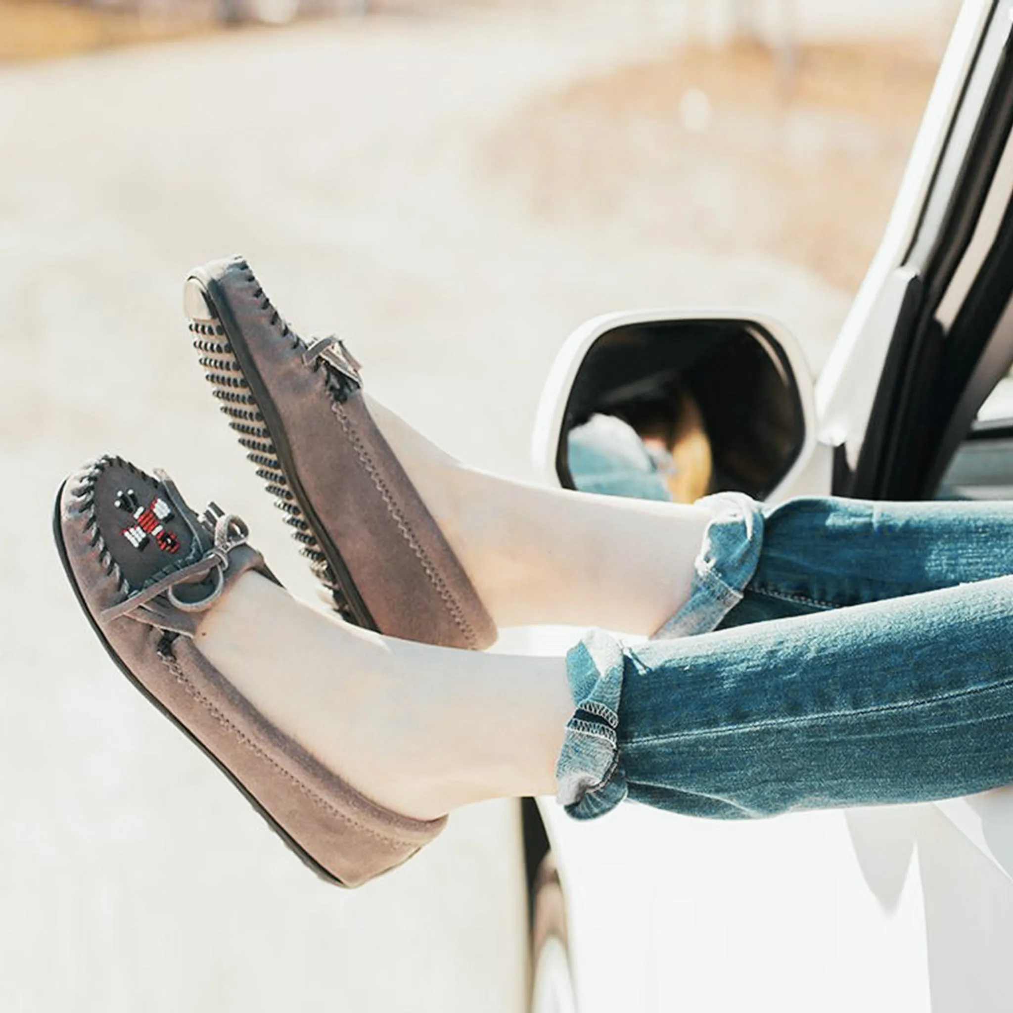 Minnetonka Moccasin | Thunderbird II Grey