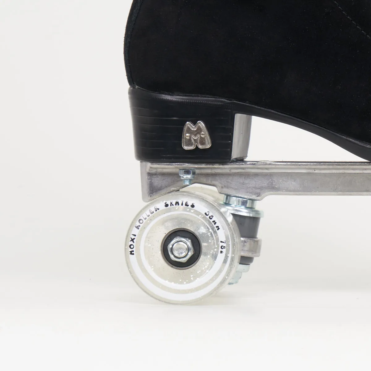 Moxi Panther Roller Skates