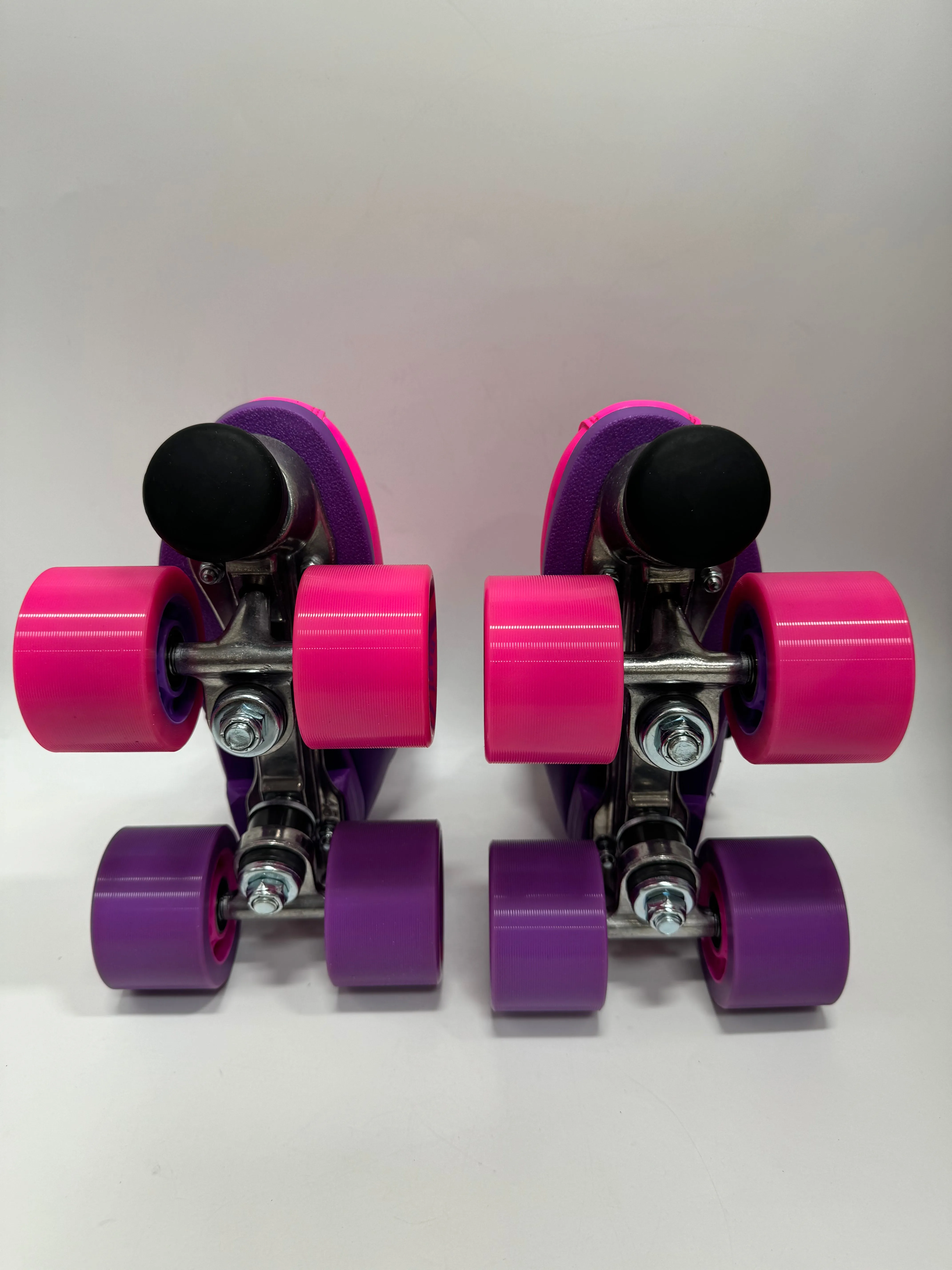 Riedell - Dart - Pink Ombré Size 1 *BLEM*