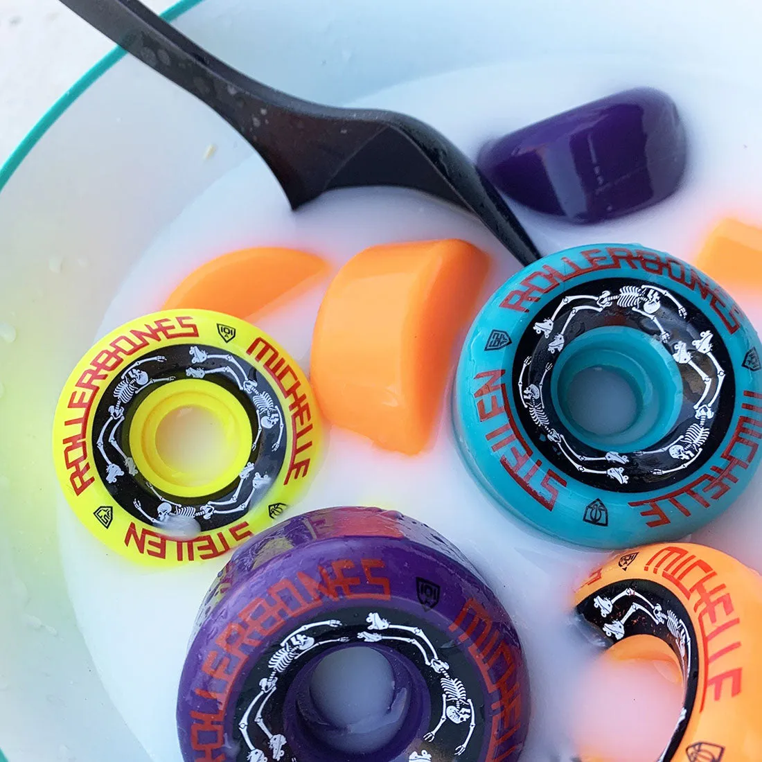 Rollerbones Estro Jen Bowl Bombers 4pk