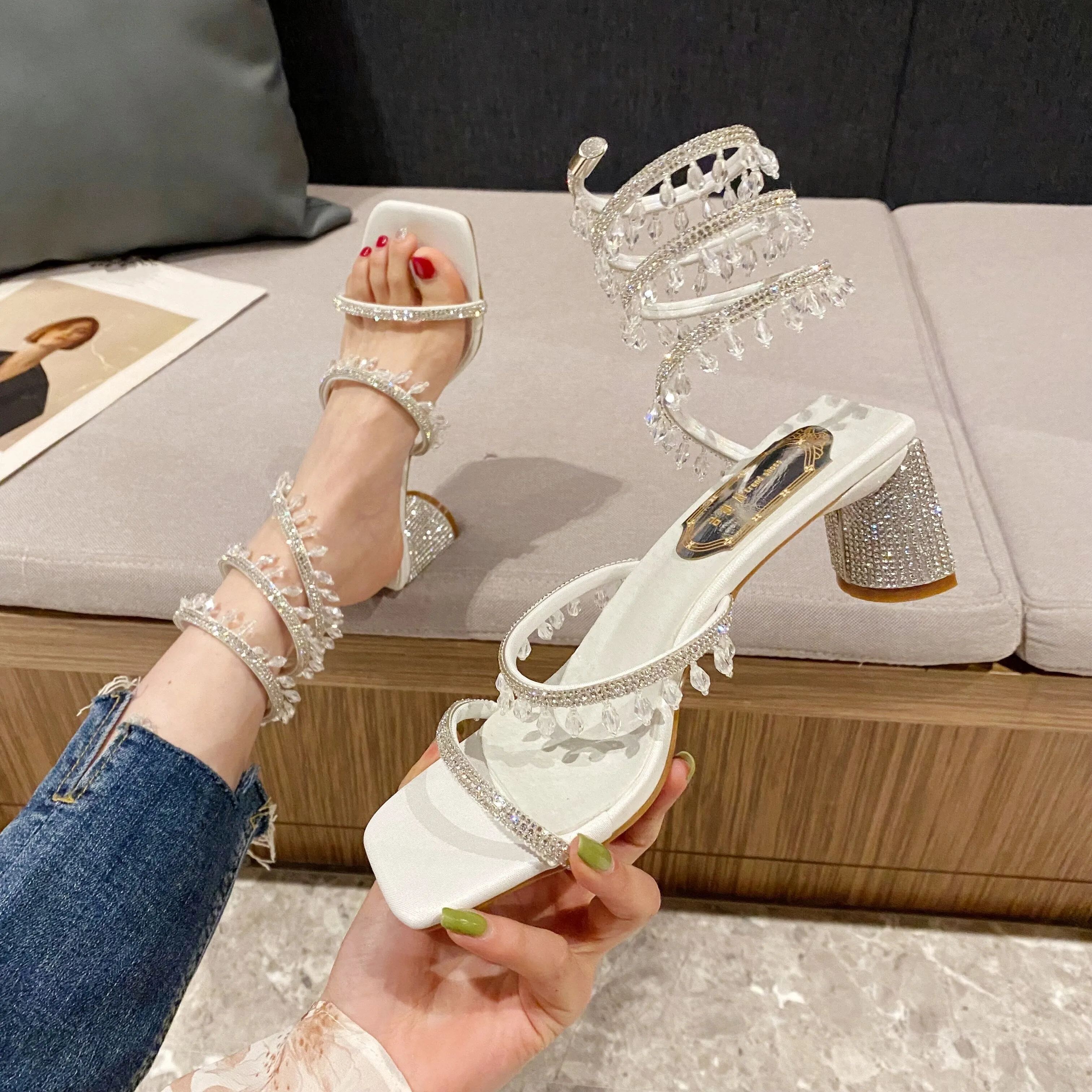 Summer 2022 New Style Women's Sandals Luxury Club Square Toe Pendant Rhinestone Snake High Heel Sandals Wedding Banquet Shoes