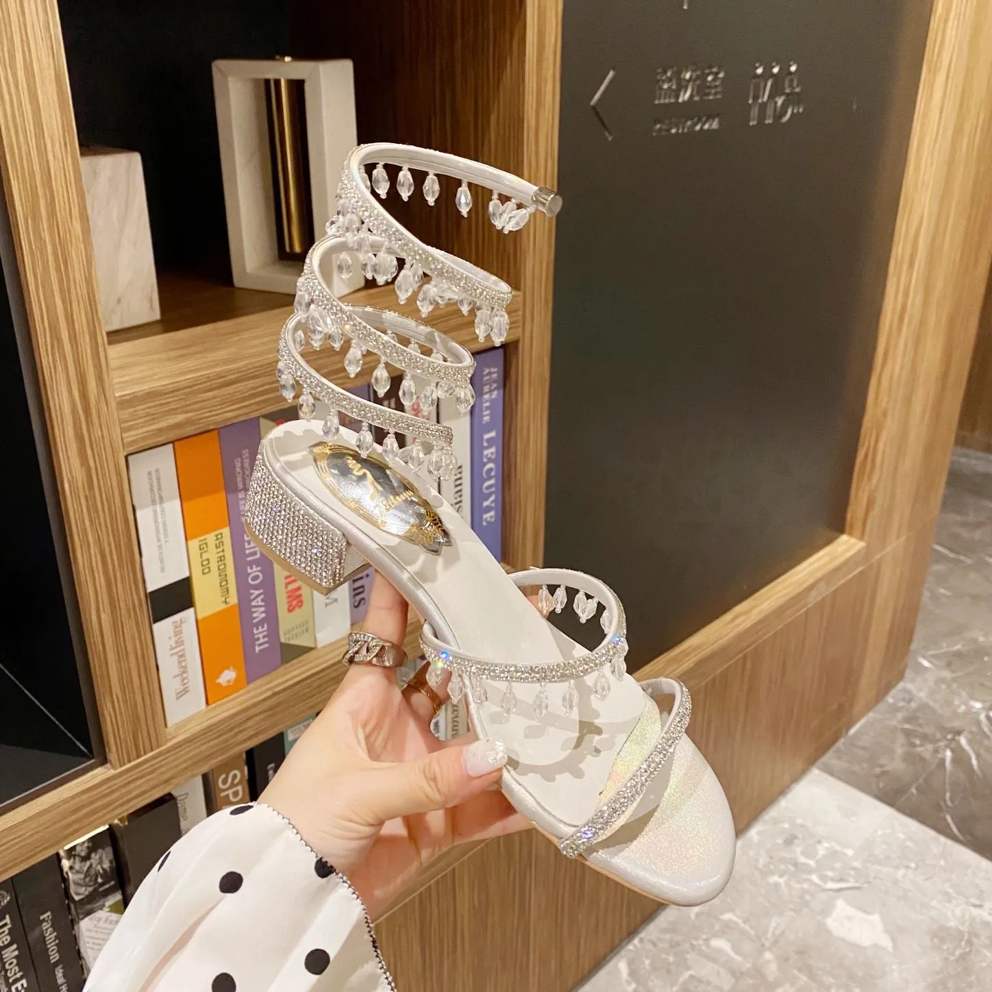 Summer 2022 New Style Women's Sandals Luxury Club Square Toe Pendant Rhinestone Snake High Heel Sandals Wedding Banquet Shoes