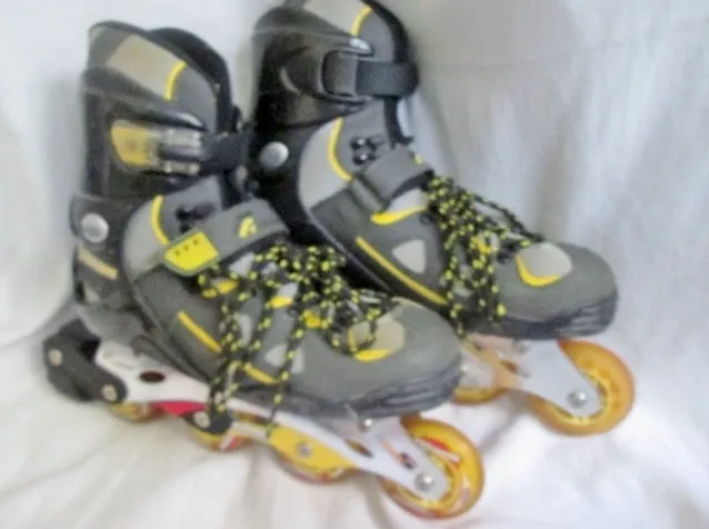 Womens TALON 6000 Series ABEC 5 ROLLER DERBY INLINE SKATES BLADES 9