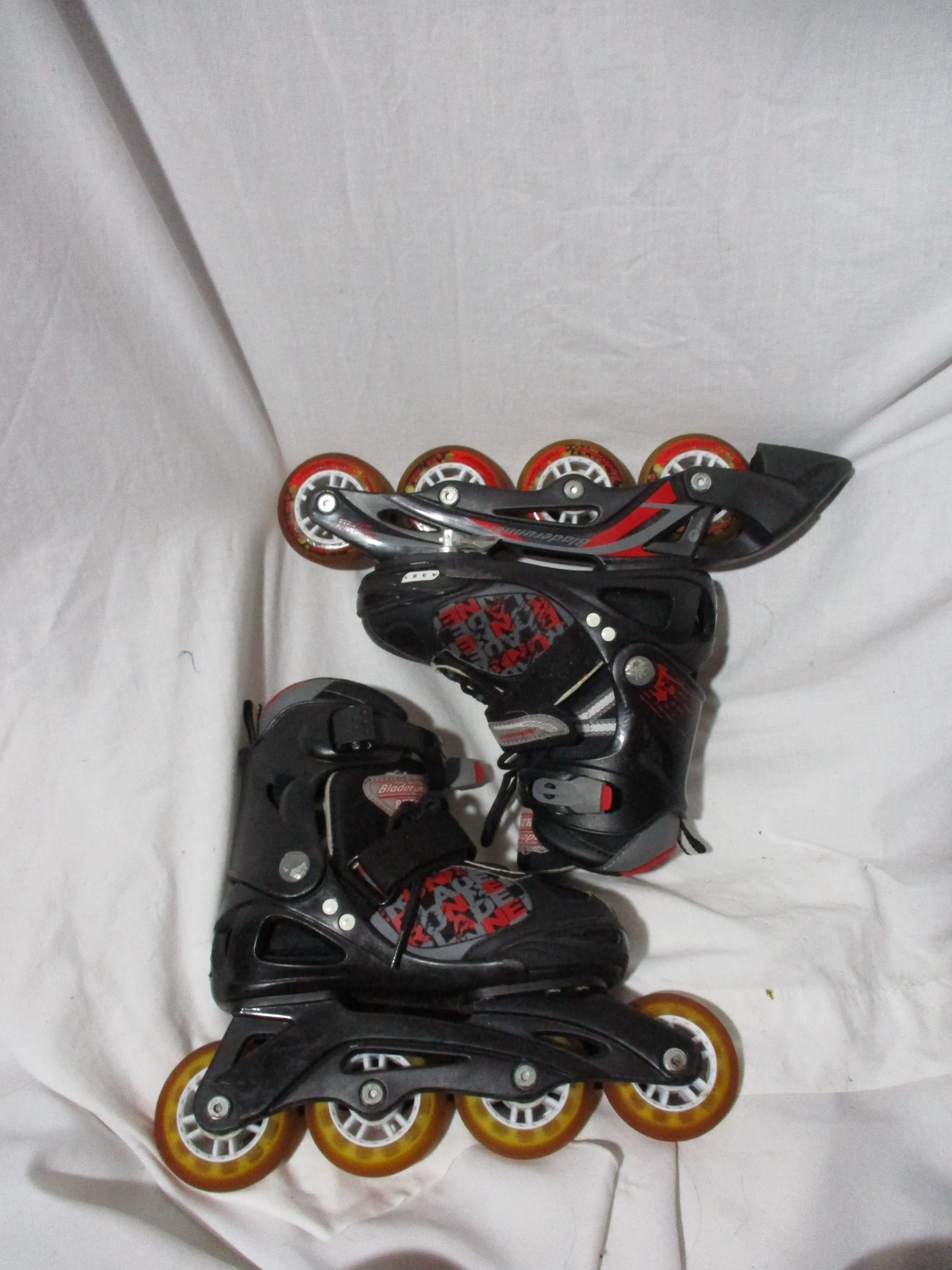 Youth Boys Girls KIDS ROLLER DERBY SKATES BLADERUNNER PHASER Adjustable 1-4